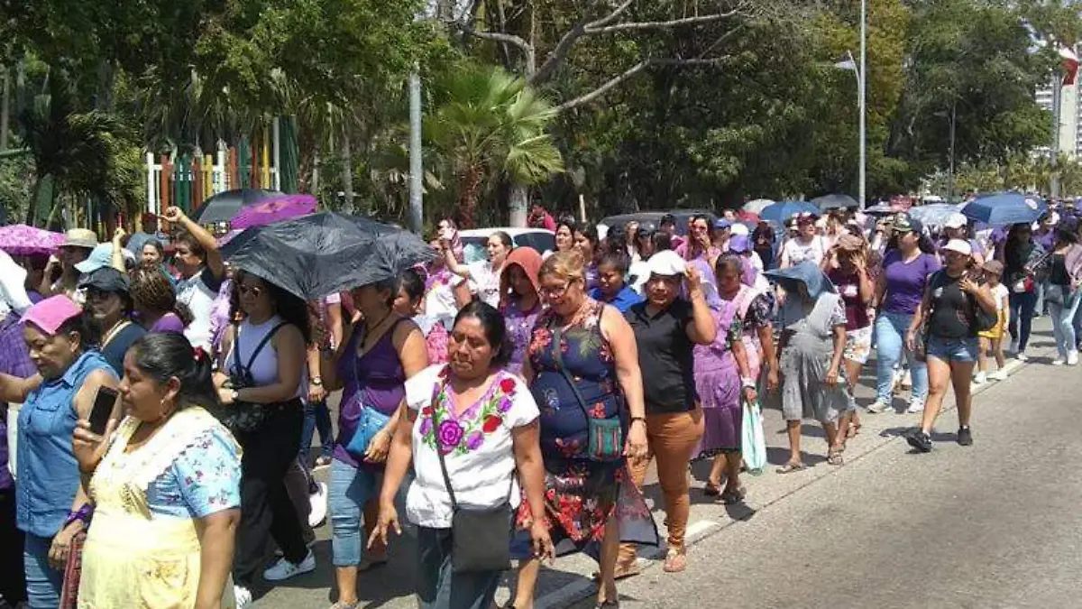 Marcha Sindicatos día De la Mujer